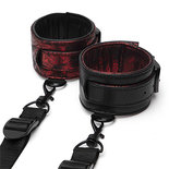 Sweet anticipation - Restraint set